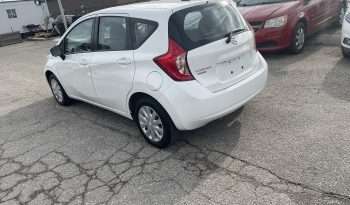 
									2016 Nissan Versa Note Hatchback 4 Dr Auto Rear View Camra Bluetooth AC Power Window Low KM Certified full								