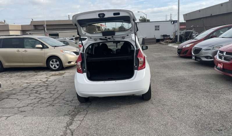 
								2016 Nissan Versa Note Hatchback 4 Dr Auto Rear View Camra Bluetooth AC Power Window Low KM Certified full									