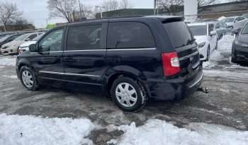 
									2014 Chrysler Town&Country Touring Minivan 7 Passenger Fully Loaded Leather  Power Sliding Door Navigaction rear View Camra Fully Stow’n’Go Certified full								