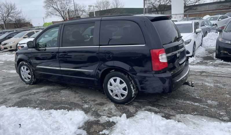 
								2014 Chrysler Town&Country Touring Minivan 7 Passenger Fully Loaded Leather  Power Sliding Door Navigaction rear View Camra Fully Stow’n’Go Certified full									