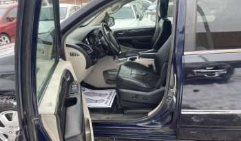 
									2014 Chrysler Town&Country Touring Minivan 7 Passenger Fully Loaded Leather  Power Sliding Door Navigaction rear View Camra Fully Stow’n’Go Certified full								