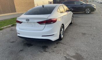
									2018 Hyundai Elantra GL SE 4 Dr Auto Sedan Alloy Wheels Heated Seats Bluetooth Sunroof Certified full								