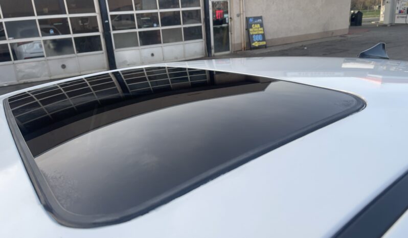 
								2018 Hyundai Elantra GL SE 4 Dr Auto Sedan Alloy Wheels Heated Seats Bluetooth Sunroof Certified full									