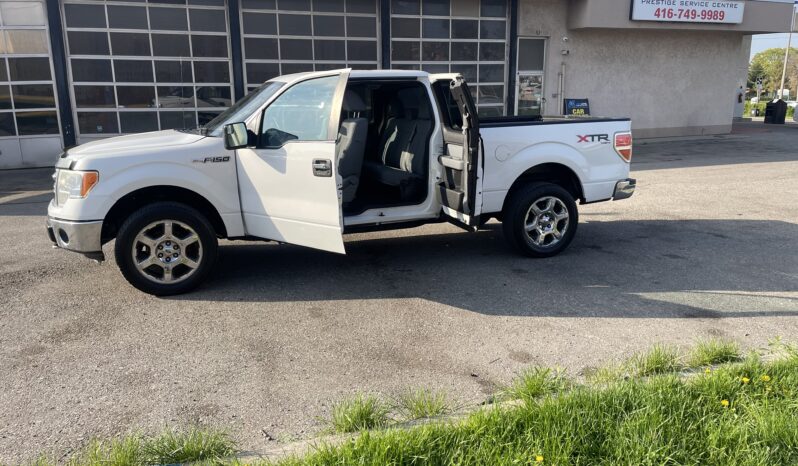 
								2014 Ford F-150 XLT 4WD Super Cab 4 Dr Auto 6 Passenger V8 , 5.0L Alloy Wheels Rear View Camra Bluetooth Fog Light Certified full									