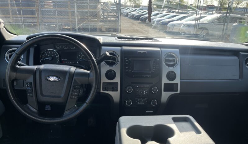 
								2014 Ford F-150 XLT 4WD Super Cab 4 Dr Auto 6 Passenger V8 , 5.0L Alloy Wheels Rear View Camra Bluetooth Fog Light Certified full									