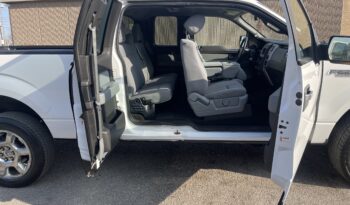 
									2014 Ford F-150 XLT 4WD Super Cab 4 Dr Auto 6 Passenger V8 , 5.0L Alloy Wheels Rear View Camra Bluetooth Fog Light Certified full								