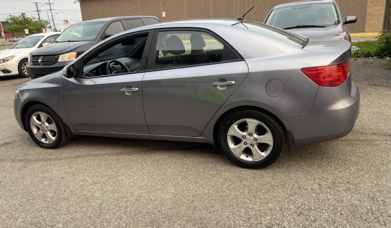 
								2010 KIA FORTE EX 4 Dr Auto Sedan Certified full									