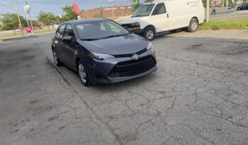 
									2017 Toyota Corolla LE 4 Dr Auto Sedan Rear View Camara Bluetooth Heated Seats Certified full								