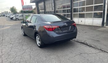 
									2017 Toyota Corolla LE 4 Dr Auto Sedan Rear View Camara Bluetooth Heated Seats Certified full								