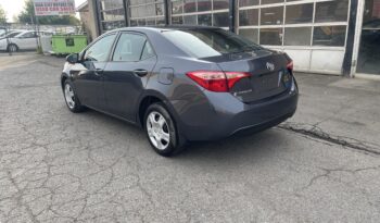 
									2017 Toyota Corolla LE 4 Dr Auto Sedan Rear View Camara Bluetooth Heated Seats Certified full								