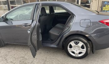 
									2017 Toyota Corolla LE 4 Dr Auto Sedan Rear View Camara Bluetooth Heated Seats Certified full								