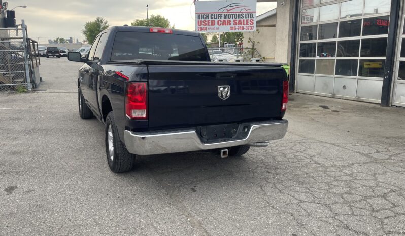 2017 Dodge RAM 1500 Crew Cab 4WD Pickup Truck 4 Dr Auto 6 Passenger Alloy Wheels Bluetooth Rear View Camra Certified