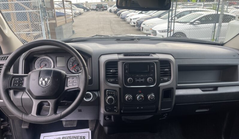 
								2017 Dodge RAM 1500 Crew Cab 4WD Pickup Truck 4 Dr Auto 6 Passenger Alloy Wheels Bluetooth Rear View Camra Certified full									