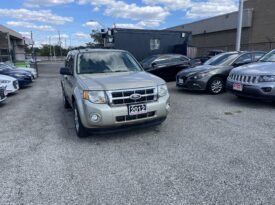 2012 Ford Escape XLT SUV 4 Dr Auto V6 Leather Sunroof Alloy Wheels Heated Seats Bluetooth Certified