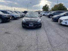2014 Hyundai Elantra SE 4 Dr Auto Sedan Alloy Wheels Heated Seats Bluetooth Low KM Certified