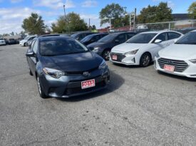 2015 Toyota Corolla LE 4 Dr  Auto Sedan Heated Seats Bluetooth Rear View Camra Certified