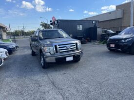 2010 Ford F-150 Super cab 4WD Pickup Truck 4 Dr Auto V8 , 6 Passenger Certified