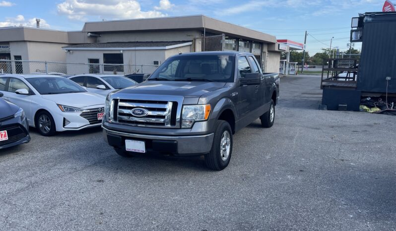 2010 Ford F-150 Super cab 4WD Pickup Truck 4 Dr Auto V8 , 6 Passenger Certified