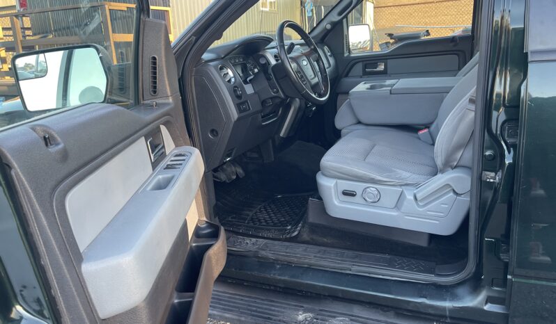 
								2013 Ford F-150 SUPERCREW 4WD Pickup Truck XLT 4 Dr Auto 6 Passenger V8, 5.0L Alloy Wheels Bluetooth Power Seats Power Window AC Certified full									