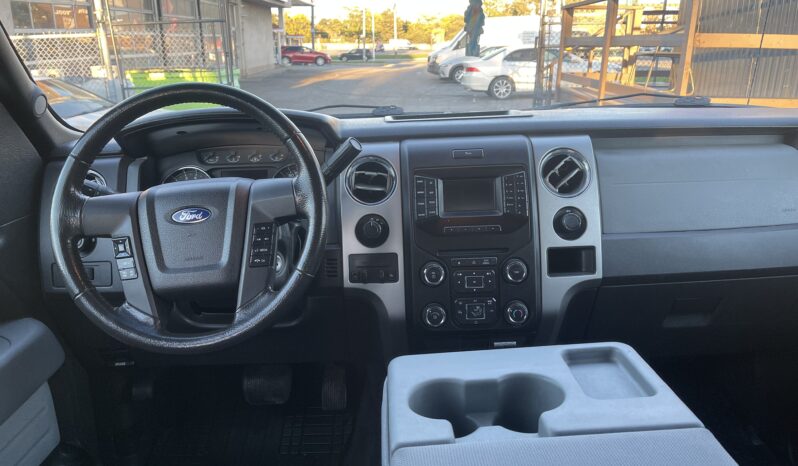 
								2013 Ford F-150 SUPERCREW 4WD Pickup Truck XLT 4 Dr Auto 6 Passenger V8, 5.0L Alloy Wheels Bluetooth Power Seats Power Window AC Certified full									