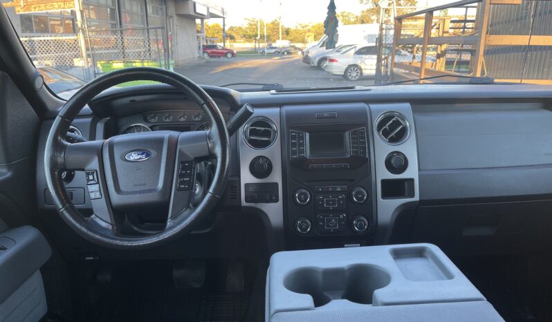 
								2013 Ford F-150 SUPERCREW 4WD Pickup Truck XLT 4 Dr Auto 6 Passenger V8, 5.0L Alloy Wheels Bluetooth Power Seats Power Window AC Certified full									