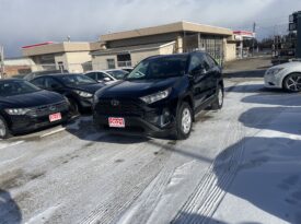 2021 Toyota RAV4 XLE AWD SUV 4 Dr Auto Alloy Wheels Heated Seats Bluetooth Sunroof Navigaction Rear View Camra Power Tailgate Certified