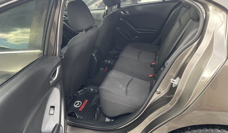 
								2015 Mazda , Mazda 3 GS, 4 Dr Auto Sedan Alloy Wheels Heated Seats Bluetooth Rear View Camra Certified full									