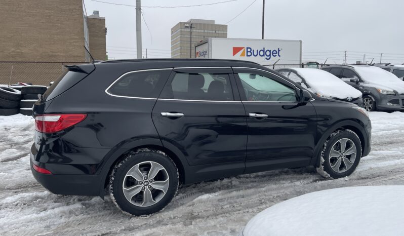
								2016 Hyundai Santa FE XL AWD SUV 4 Dr Auto 7 Passenger V6 , Alloy Wheels Heated Seats Bluetooth Rear View Camra Certified full									