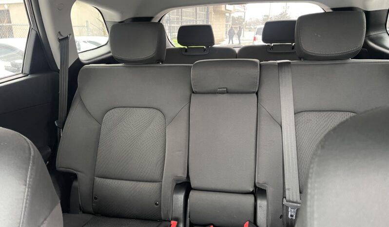 
								2016 Hyundai Santa FE XL AWD SUV 4 Dr Auto 7 Passenger V6 , Alloy Wheels Heated Seats Bluetooth Rear View Camra Certified full									