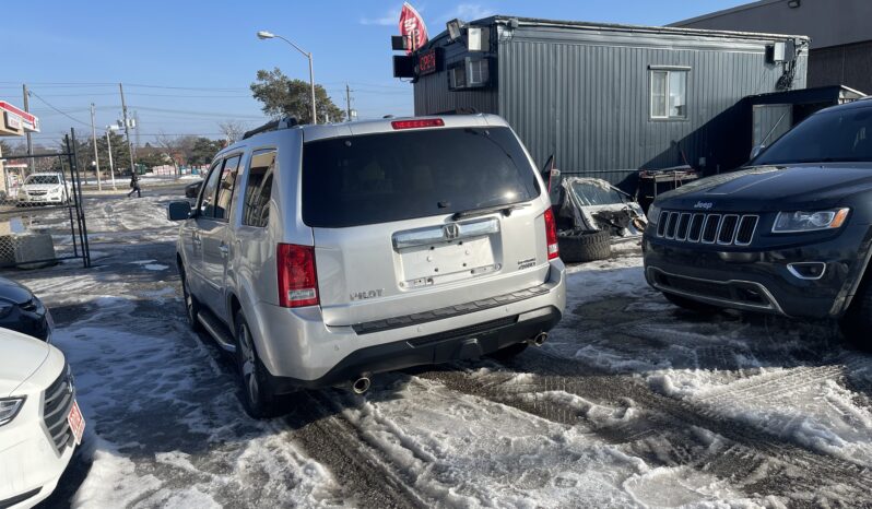 2013 Honda Pilot Touring 4WD SUV 4 Dr Auto 8 Passenger Leather Sunroof Alloy Wheels Heated Seats Bluetooth Navigaction Rear View Camra DVD Certified