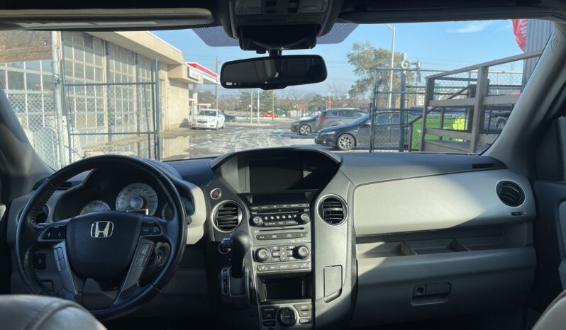 
								2013 Honda Pilot Touring 4WD SUV 4 Dr Auto 8 Passenger Leather Sunroof Alloy Wheels Heated Seats Bluetooth Navigaction Rear View Camra DVD Certified full									