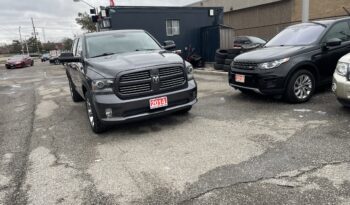 
									2014 Dodge RAM 1500 crew Cab Sport 4WD V8 ,5.7 , 4 Dr Auto 6 Passenger Leather Sunroof Alloy Wheels Heated Seats Bluetooth Rear View Camra Certified full								