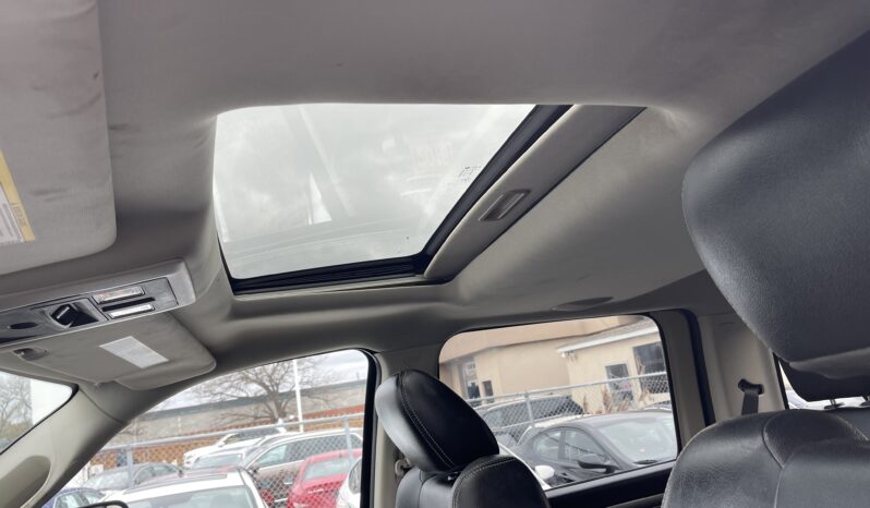 
								2014 Dodge RAM 1500 crew Cab Sport 4WD V8 ,5.7 , 4 Dr Auto 6 Passenger Leather Sunroof Alloy Wheels Heated Seats Bluetooth Rear View Camra Certified full									