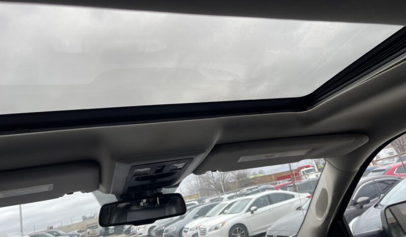 
								2014 Dodge RAM 1500 crew Cab Sport 4WD V8 ,5.7 , 4 Dr Auto 6 Passenger Leather Sunroof Alloy Wheels Heated Seats Bluetooth Rear View Camra Certified full									