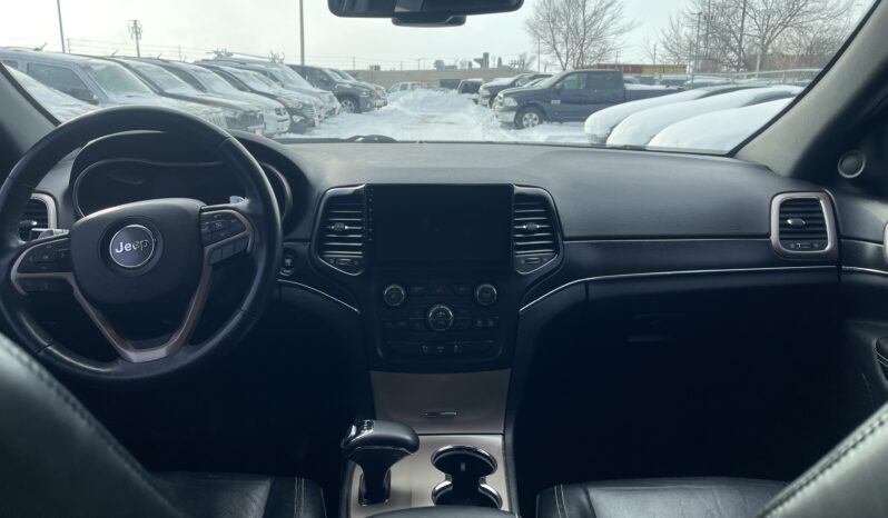 
								2015 Jeep Grand Cherokee Limited 4WD 4 Dr Auto V6 , 3.6L Alloy Wheels Heated Seats Bluetooth Navigaction Rear View Camra Power Tailgate Certified full									