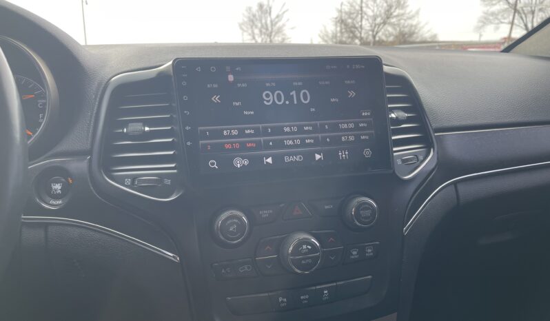 
								2015 Jeep Grand Cherokee Limited 4WD 4 Dr Auto V6 , 3.6L Alloy Wheels Heated Seats Bluetooth Navigaction Rear View Camra Power Tailgate Certified full									