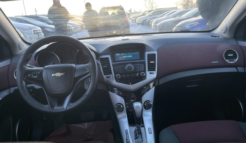
								2011 Chevrolet Cruze LT 4 Dr Auto Sedan Certified full									