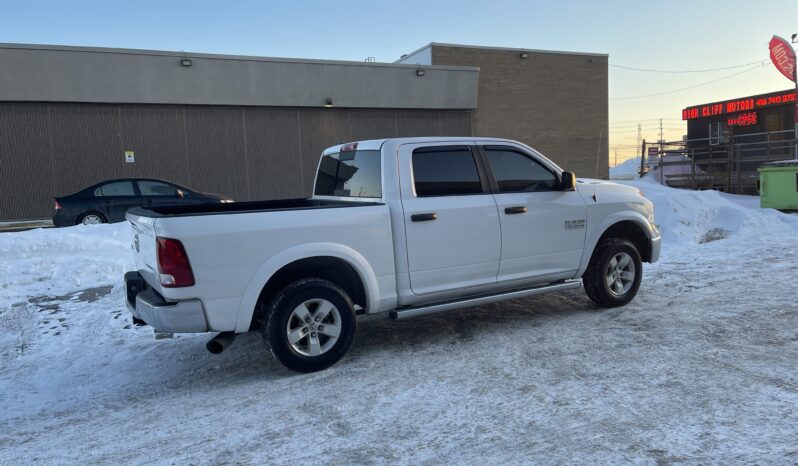
								2018 RAM 1500 Crew Cab 4WD Outdoorsman 4 Dr Auto 5 Passenger V8 , 5.7L Alloy Wheels Bluetooth Rear View Camra Certified full									