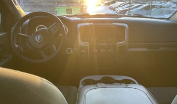 
									2018 RAM 1500 Crew Cab 4WD Outdoorsman 4 Dr Auto 5 Passenger V8 , 5.7L Alloy Wheels Bluetooth Rear View Camra Certified full								