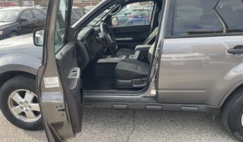 
									2011 Ford Escape XLT 4 Dr Auto SUV V6 Alloy Wheels Fog Light Certified full								