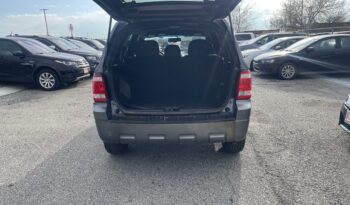 
									2011 Ford Escape XLT 4 Dr Auto SUV V6 Alloy Wheels Fog Light Certified full								