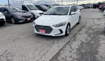 
									2018 Hyundai Elantra GL 4 Dr Sunroof Auto Sedan Alloy Wheels Heated Seats Bluetooth Navigaction Rear View camra Certified full								