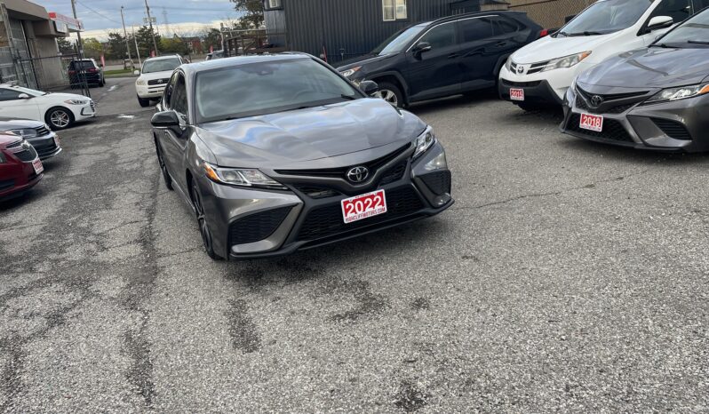 2022 Toyota Camry SE AWD 4 Dr Auto Sedan Leather Sunroof Alloy Wheels Heated Seats Bluetooth Rear View Camra Certified