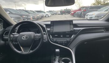
									2022 Toyota Camry SE AWD 4 Dr Auto Sedan Leather Sunroof Alloy Wheels Heated Seats Bluetooth Rear View Camra Certified full								
