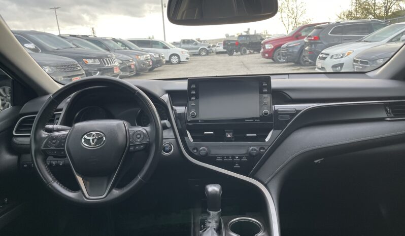 
								2022 Toyota Camry SE AWD 4 Dr Auto Sedan Leather Sunroof Alloy Wheels Heated Seats Bluetooth Rear View Camra Certified full									