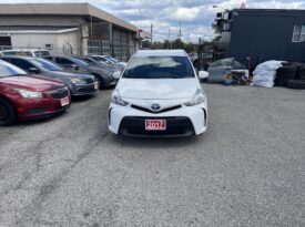 2017 Toyota Prius V 5 Dr Hatchback Electric and Hybrid Auto Alloy Wheels Heated Seats Bluetooth Rear View Camra Certified