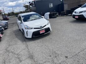 2017 Toyota Prius V 5 Dr Hatchback Electric and Hybrid Auto Alloy Wheels Heated Seats Bluetooth Rear View Camra Certified