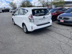 2017 Toyota Prius V 5 Dr Hatchback Electric and Hybrid Auto Alloy Wheels Heated Seats Bluetooth Rear View Camra Certified