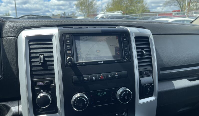 
								2012 RAM 1500 Sport 4WD 4 Dr Auto 5 Passenger V8 , 5.7L Alloy Wheels Sunroof Navigaction Bluetooth Leather Certified full									