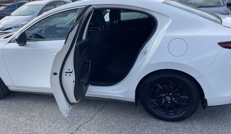 
								2022 Mazda 3 GS 4 Dr Auto Sedan AWD Alloy Wheels Heated Seats Bluetooth Rear View Camra Certified full									